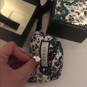 Gucci ring